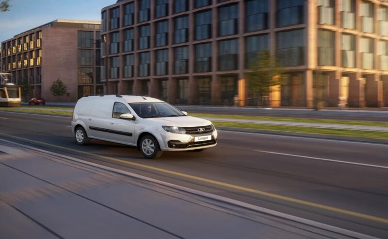 Каршеринг Берёзка.Драйв пополнил автопарк Lada Largus