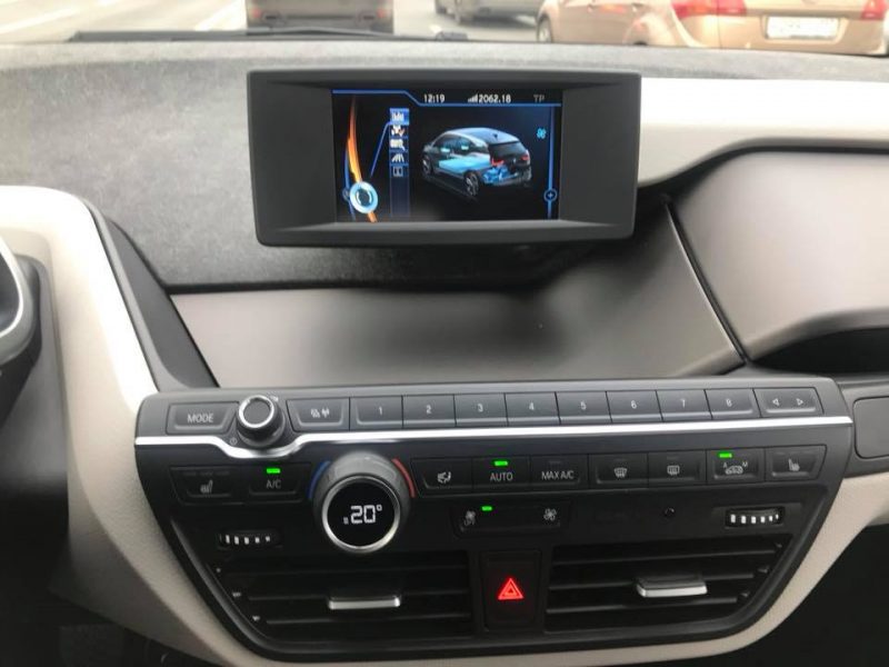 YouDrive запустит электромобили BMW — фото 3