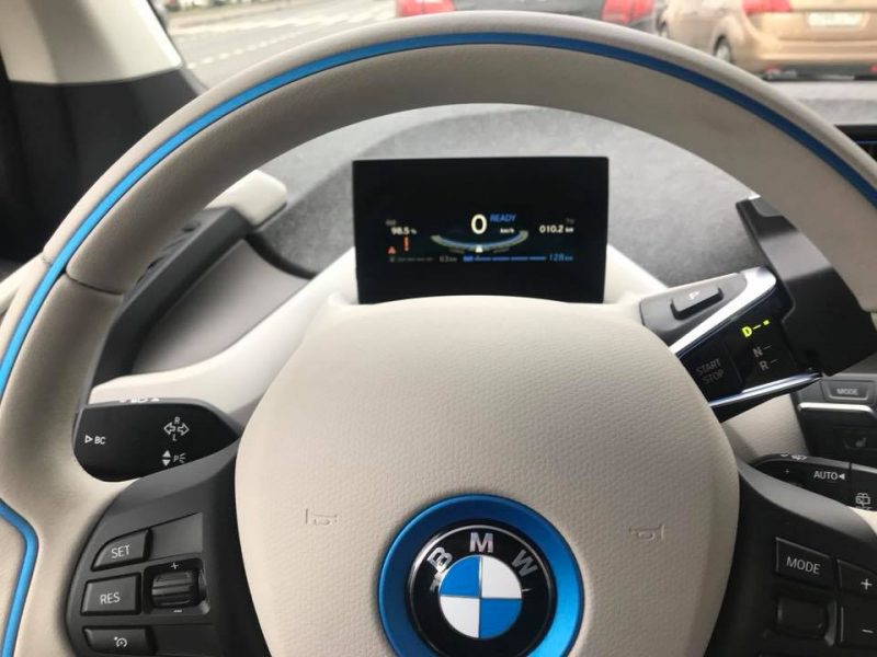 YouDrive запустит электромобили BMW — фото 4