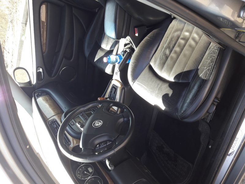 P2P каршеринг Rent A Ride: как недорого арендовать Jaguar X-Type V6 AWD — фото 12