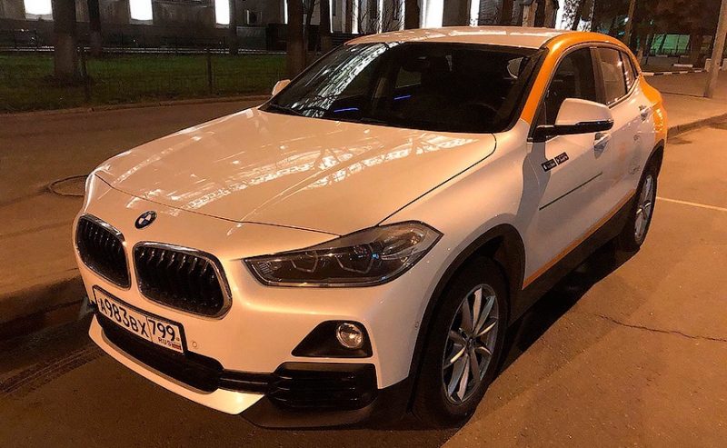 BMW X2 от YouDrive: как GLA, только BMW?