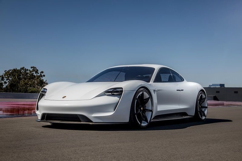 На юбилее Porsche представили первый электрокар