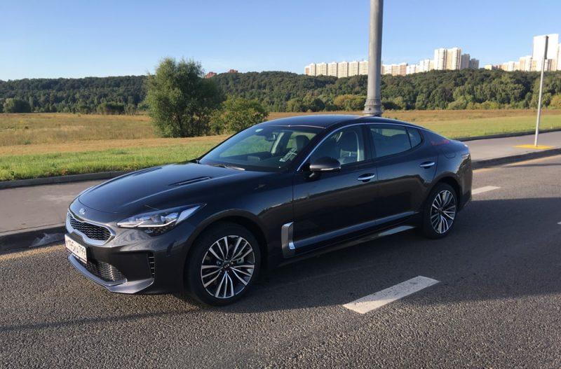 Королева корейской динамики: Kia Stinger в каршеринге МатрешCar