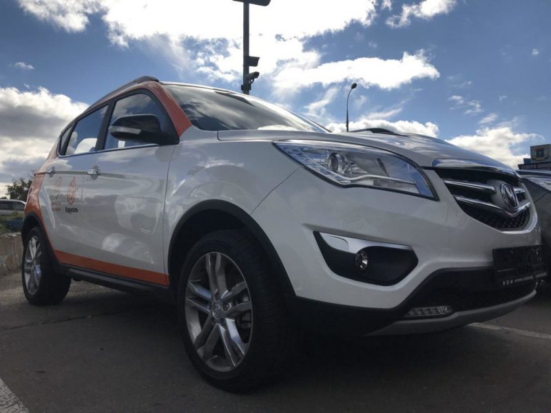 Карусель добавит в автопарк китайский Changan