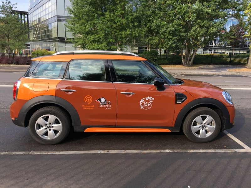 Каршеринг МатрёшCar и Mini Countryman: Британец в городе