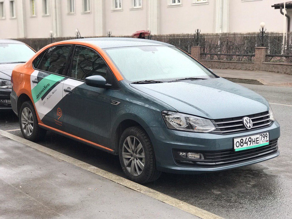 Каршеринг москва краснодар. Делимобиль Фольксваген поло. VW Polo vi Делимобиль. Фольксваген поло каршеринг. Polo 6 каршеринг.