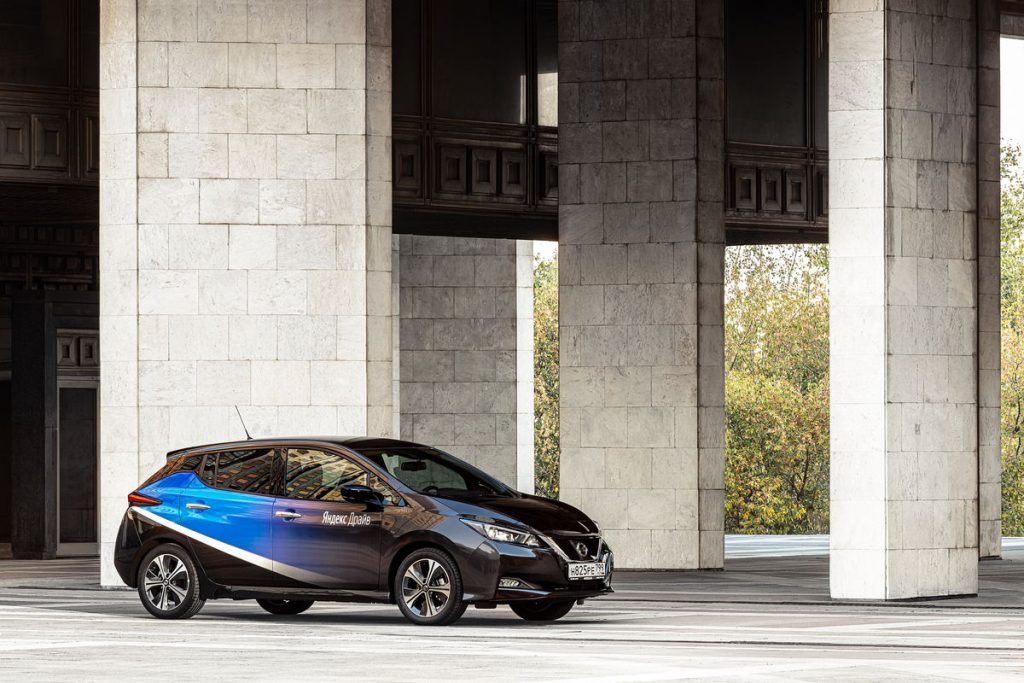 Nissan LEAF против BMW i3. Выясняем, кто круче