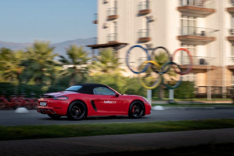 Каршеринг BelkaCar пополнил автопарк Porsche Boxster S