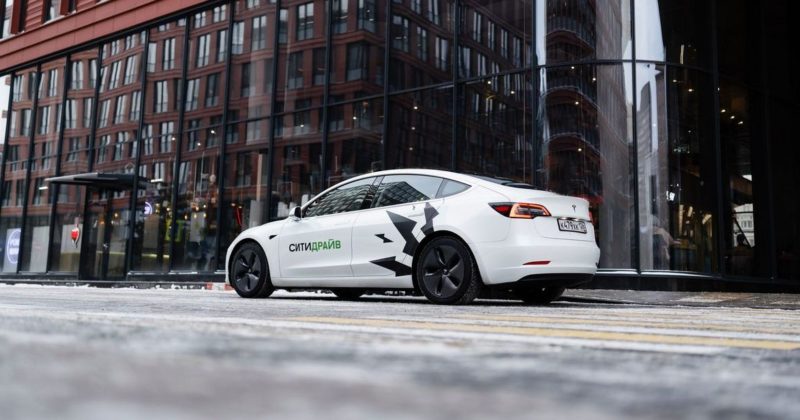 Автопарк Ситидрайва в Петербурге пополнился электромобилями Tesla Model 3