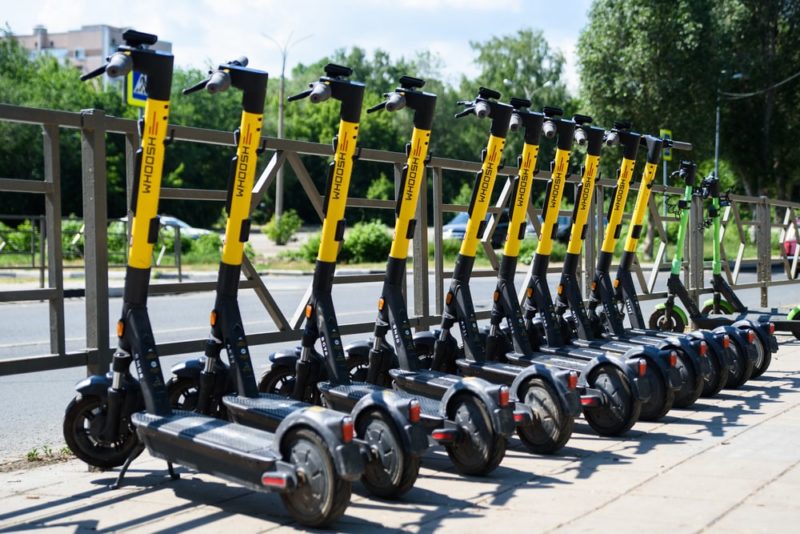 Кикшеринг Whoosh привлек 3,5 млрд руб. в первом раунде размещения облигаций