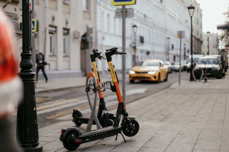 Кикшеринг Whoosh разместил на Мосбирже облигации объемом 4 миллиарда рублей