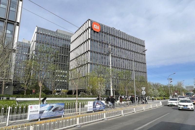 Xiaomi представит свой первый электромобиль в августе