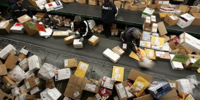 Маркетплейсы объединились для создания единой системы по борьбе с поддельными товарами