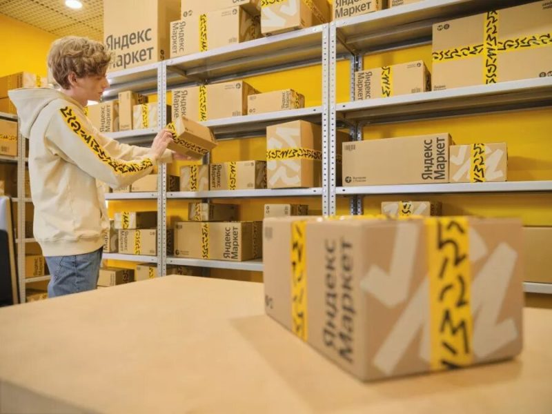 Продавцы Яндекс Маркета будут начислять покупателям баллы Плюса за отзывы