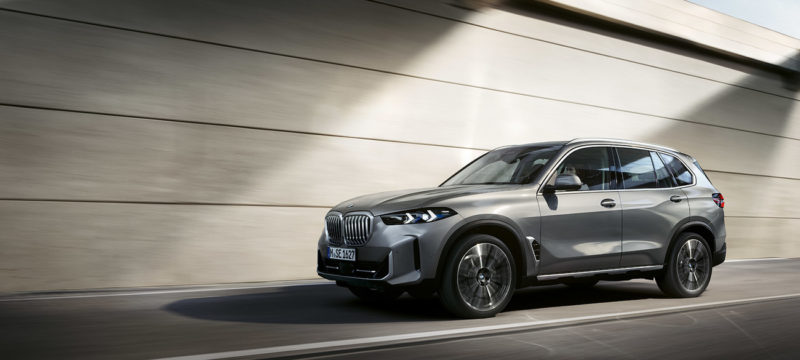 Авито Авто: продажи автомобилей с пробегом премиальных брендов выросли на 90,5%