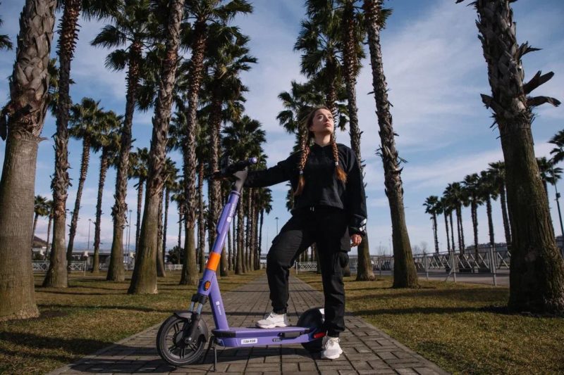 Кикшеринг Юрент запустил аренду электросамокатов Ninebot SL90 на юге России