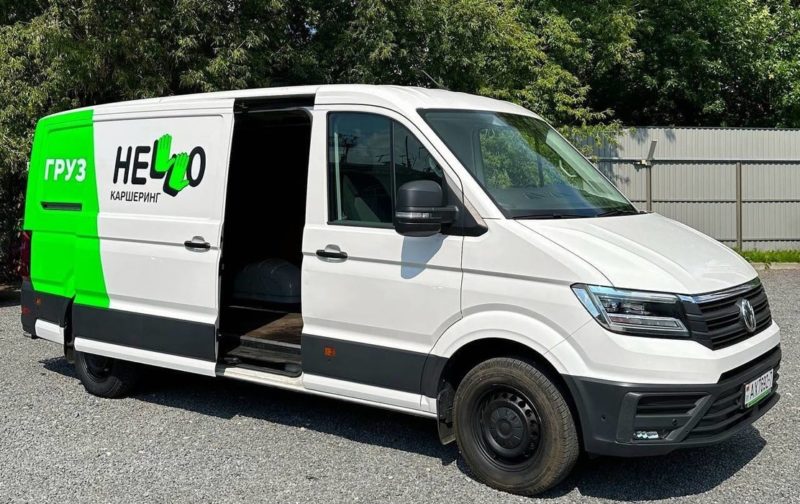 Каршеринг Hello добавил в автопарк грузовики Volkswagen Crafter