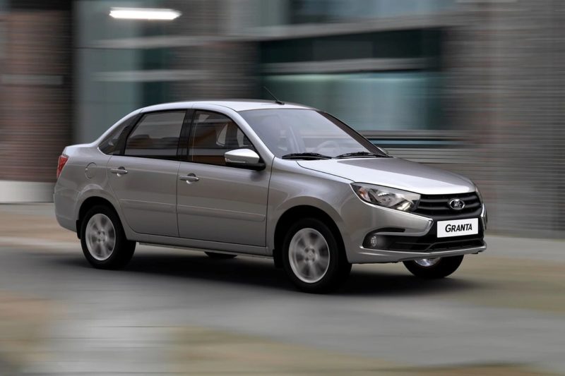 Автомобили Lada теперь можно купить онлайн и по цене завода