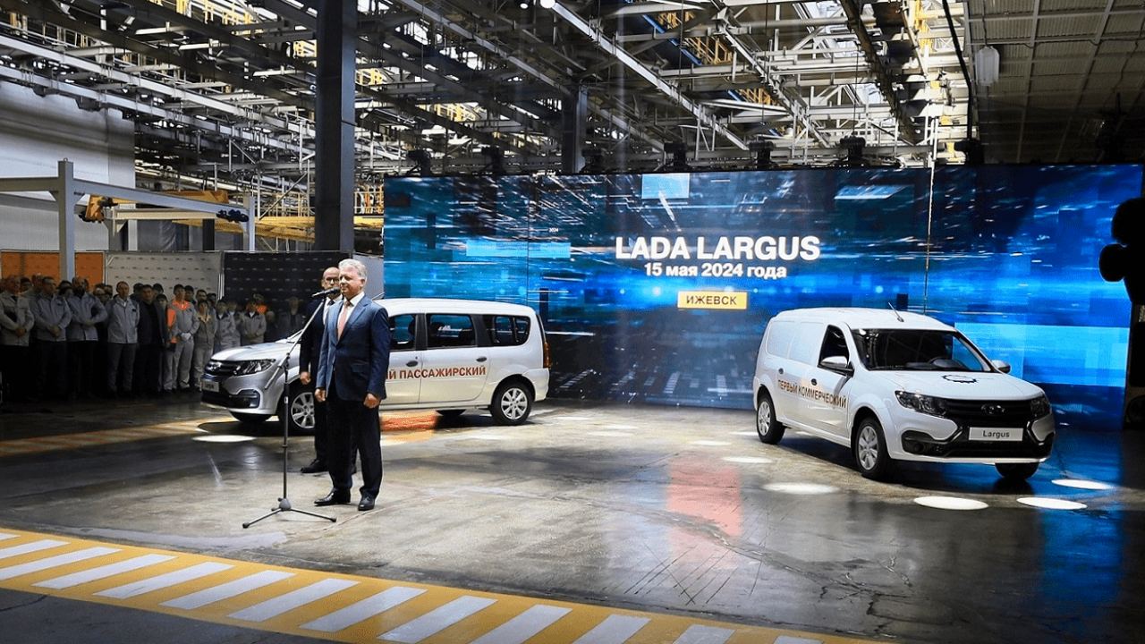 АвтоВАЗ возобновил серийное производство Lada Largus на заводе в Ижевске -  Трушеринг