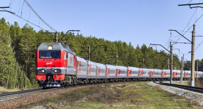РЖД запустили покупку билетов с пересадкой на разные места внутри поезда