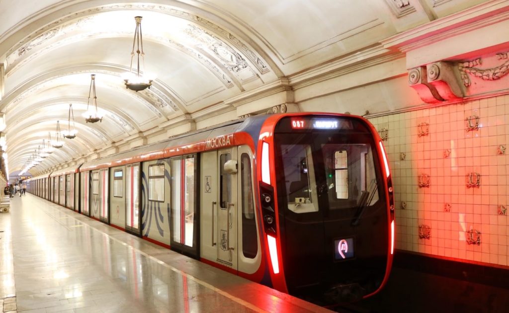 За 7 лет пользователи построили маршрут в приложении «Метро Москвы» более 650 млн раз
