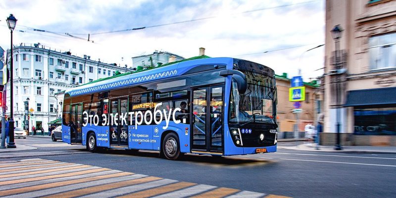 Электробусы вышли ещё на двух маршрутах в центре и на севере Москвы