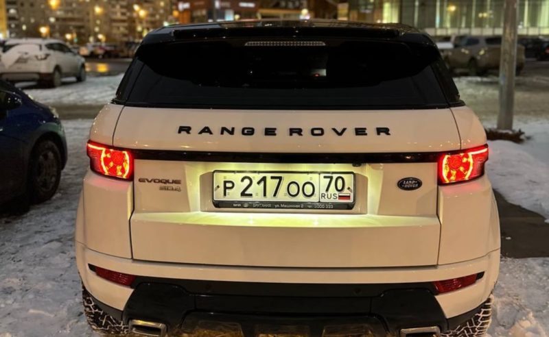 Каршеринг Cars7 добавил Range Rover Evoque в Тюмени