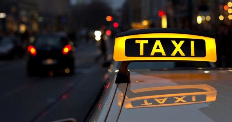 Водители попросили правительство отменить часть положений закона о такси