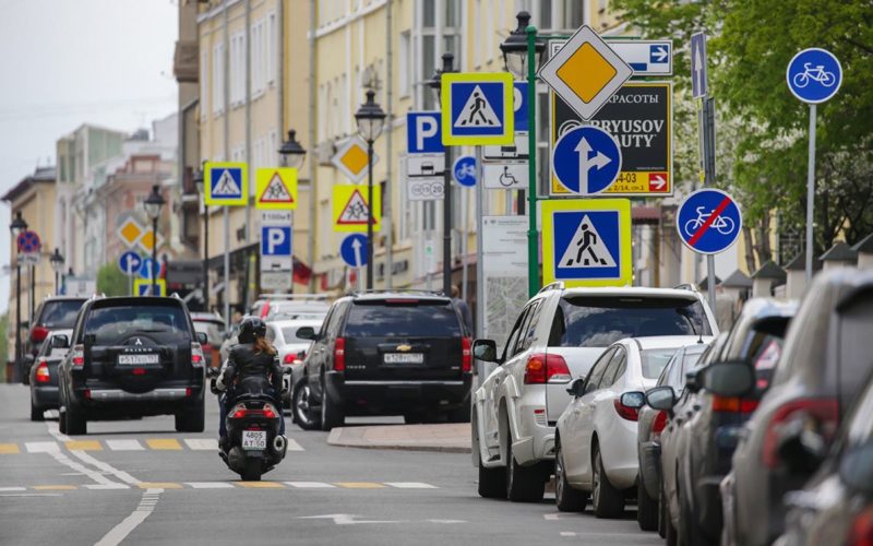 Платная парковка появилась в Химках, Мытищах, Одинцово и других городах Подмосковья