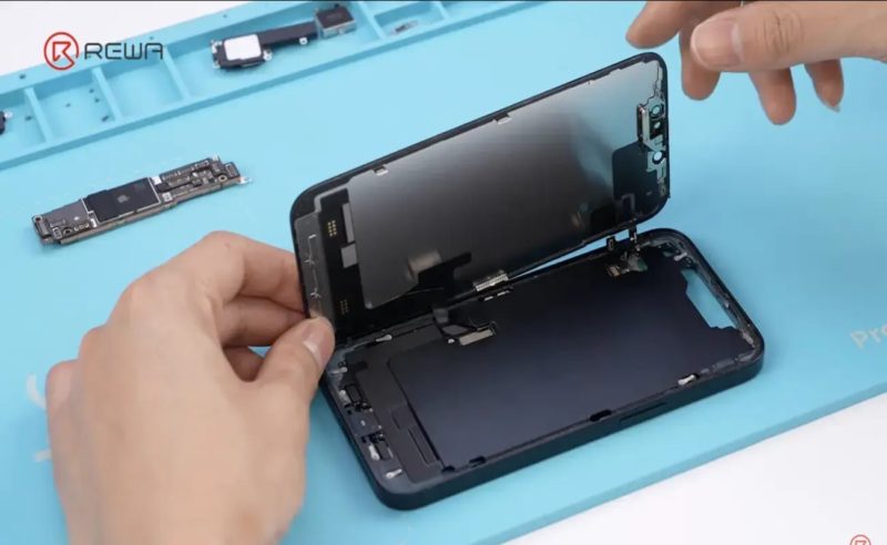Разборка iPhone 16e показала, что находится внутри устройства