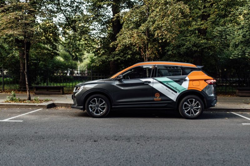 Каршеринг Делимобиль стал авторизованным сервисным партнёром Geely и Belgee
