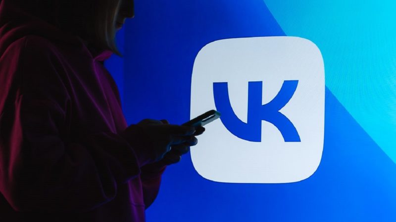 ВКонтакте упростил получение верификации для авторов контента