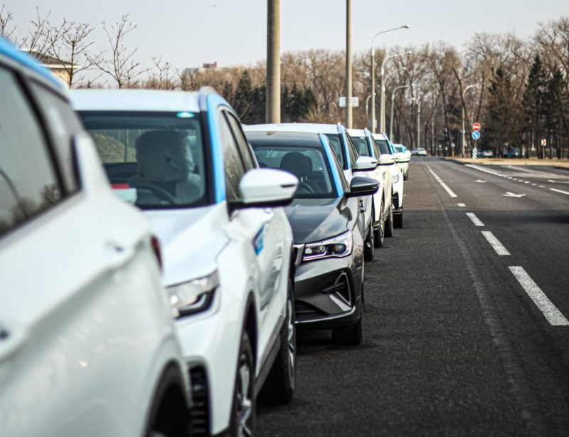 Белорусский каршеринг Мультимоторс пополнил автопарк Belgee X50 и S50