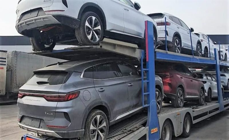 Россия сократила импорт китайских автомобилей