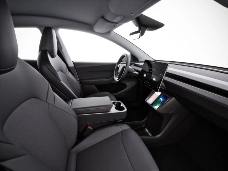Tesla представила «доступные» Standard-версии Model 3 и  Model Y