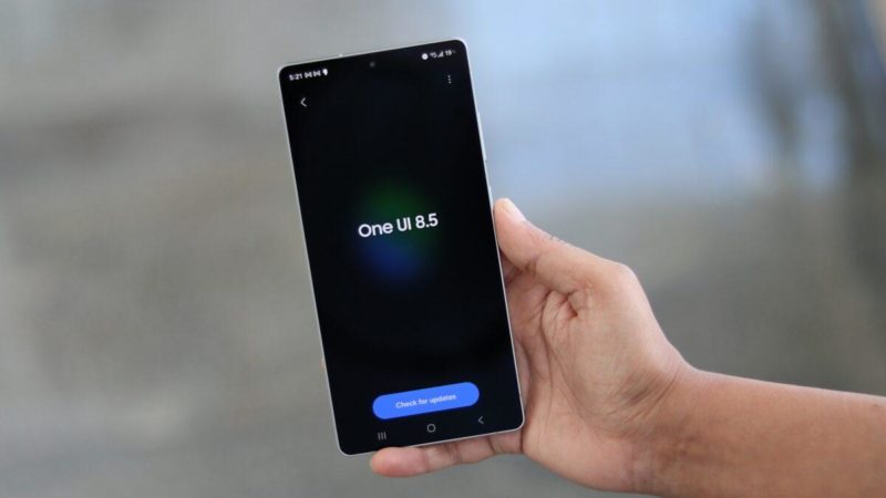 Смартфоны Samsung будут замедлять мобильный интернет для экономии заряда