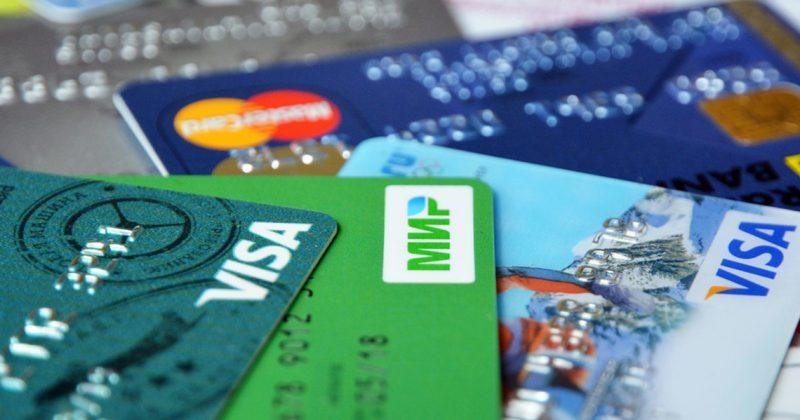 ЦБ планирует включить крупные переводы самому себе по СБП в признаки мошеннических операций