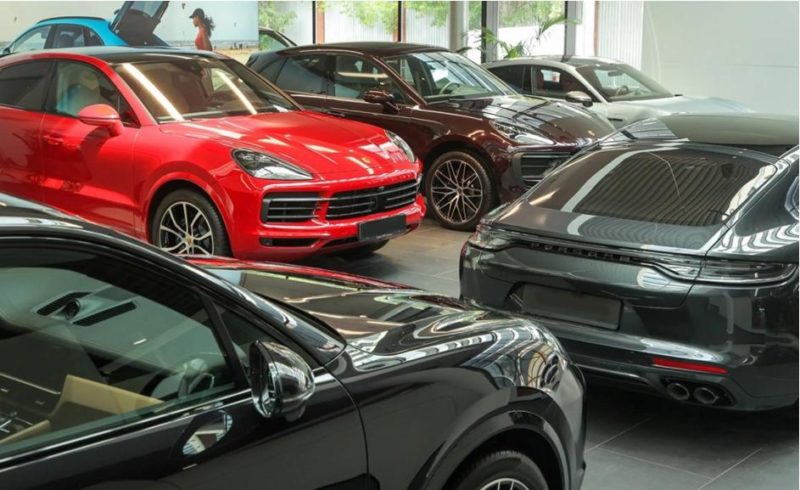 В Porsche подтвердили информацию о блокировке части автомобилей в России