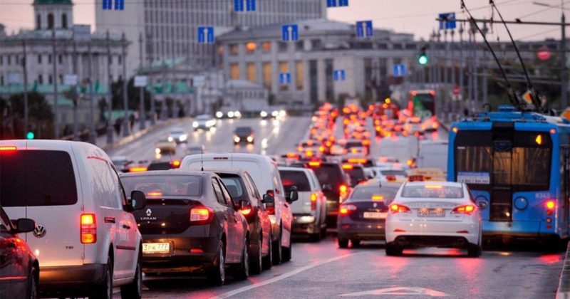 Число нарушений правил платной парковки внутри Бульварного кольца уменьшилось на 10,7%