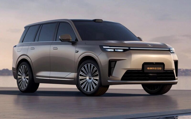 Сервисы Яндекс Авто появятся в новом гибридном кроссовере GAC S9