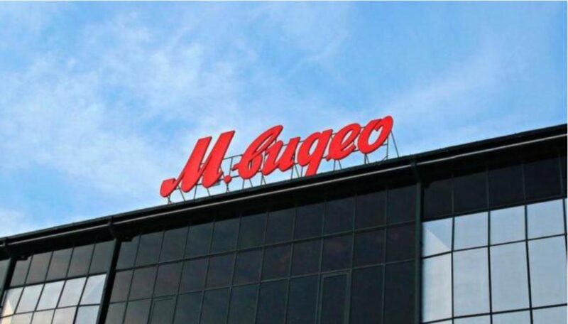 М.Видео начнёт продавать одежду офлайн
