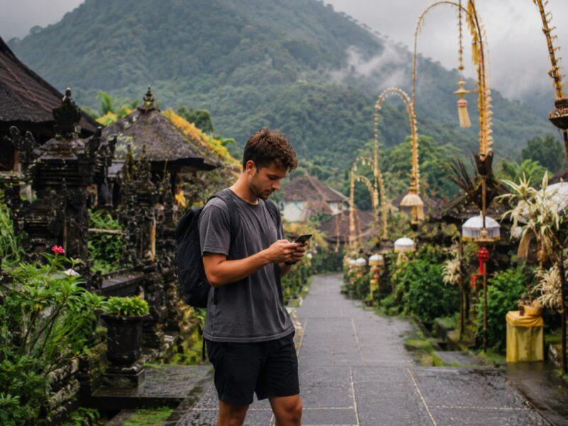 ВТБ запустил сервис оплаты по QR-коду в Индонезии и на Филиппинах