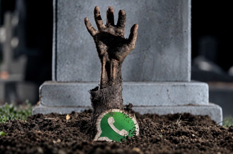 WhatsApp* впервые с начала ограничений нарастил месячную аудиторию в России