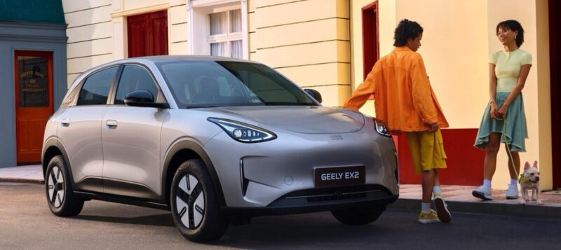 Geely выпустит в России бюджетный хетчбэк EX2