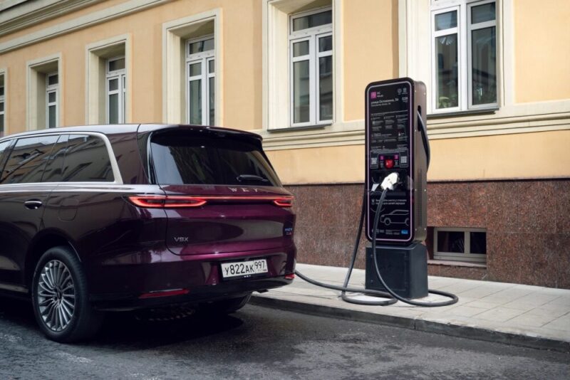 Китайский автобренд GWM представил в России премиальный кроссовер Wey V9X — фото 2