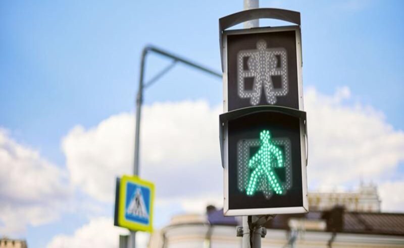 Дептранс Москвы: порядка 600 пешеходных светофоров со звуковым сигналом установили в столице с начала года