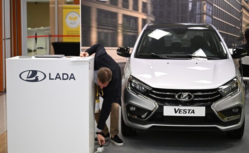 АвтоВАЗ введёт платную подписку на Lada Vesta весной 2026 года