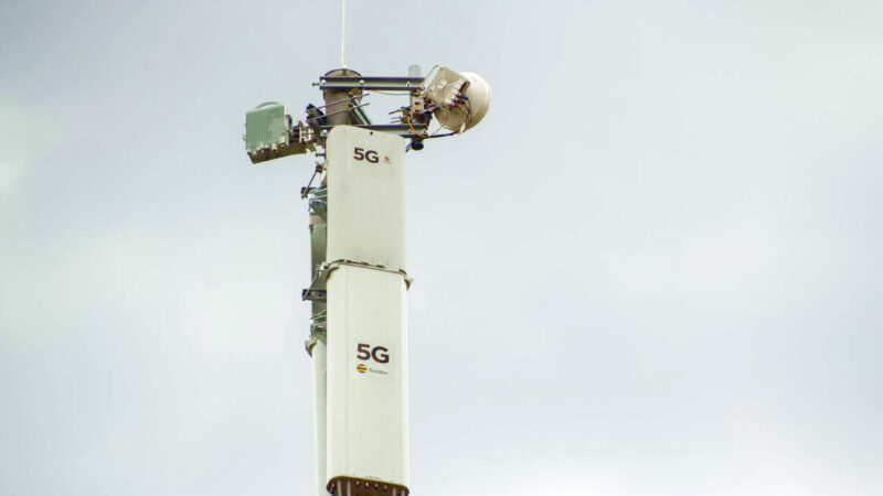 Скорость мобильного интернета в России выросли на 15% после запуска 5G