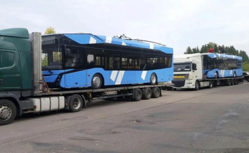 В Петербург завезли первые троллейбусы новой модели из Белоруссии