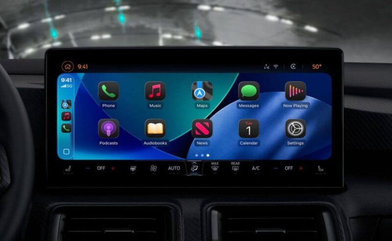 Apple разрешит сторонним голосовым чат-ботам работать в CarPlay